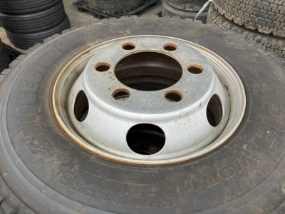 OTHER  TIRE SET 