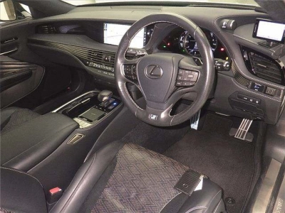 LEXUS LS