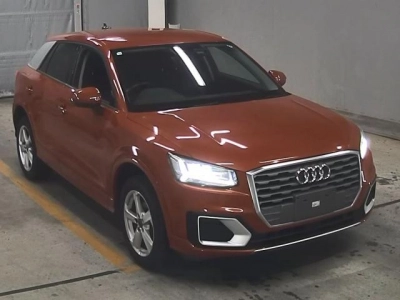 AUDI Q2