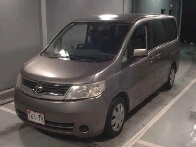 NISSAN SERENA