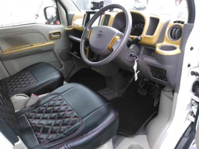 NISSAN NV100 CLIPPER