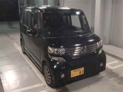 HONDA N BOX CUSTOM