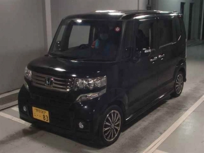 HONDA N BOX CUSTOM