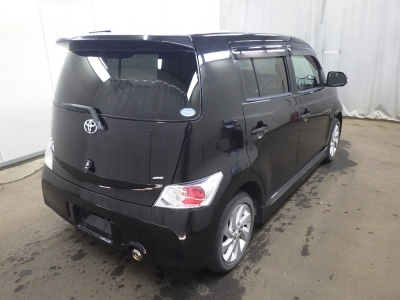 TOYOTA BB