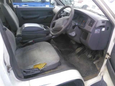 TOYOTA LITE ACE TRUCK