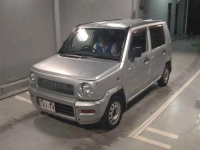 DAIHATSU NAKED