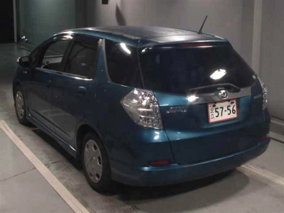 HONDA FIT SHUTTLE