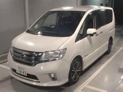 NISSAN SERENA