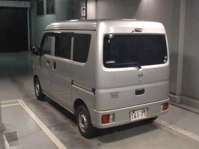 NISSAN NV100 CLIPPER