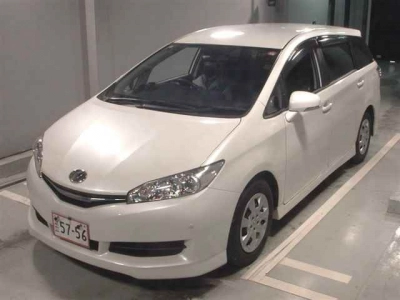 TOYOTA WISH