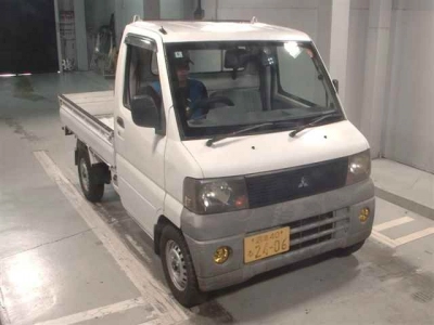MITSUBISHI MINICAB