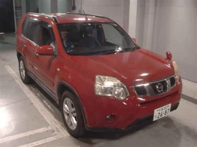 NISSAN X-TRAIL