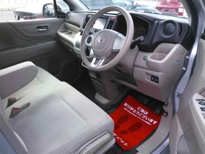 HONDA N-WGN