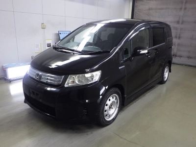 HONDA FREED SPIKE