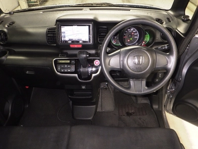 HONDA N BOX +