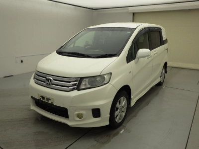 HONDA FREED SPIKE