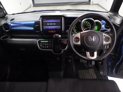 HONDA N BOX +