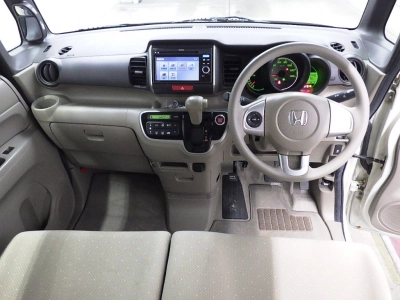 HONDA N BOX +