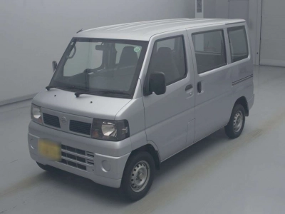 NISSAN CLIPPER VAN