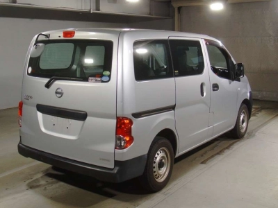 NISSAN NV200 VANETTE VAN