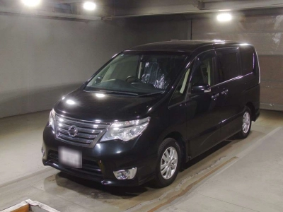 NISSAN SERENA