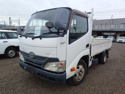 TOYOTA DYNA
