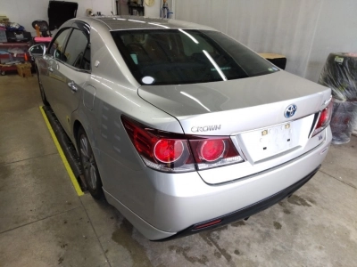 TOYOTA CROWN ATHLETE