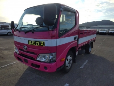 TOYOTA DYNA