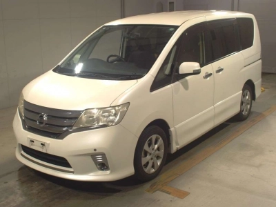 NISSAN SERENA