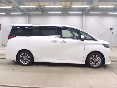 TOYOTA ALPHARD HYBRID