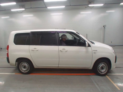 TOYOTA SUCCEED WAGON