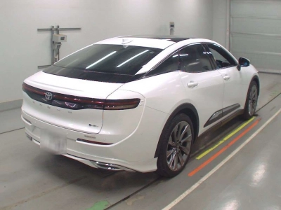 TOYOTA CROWN CROSSOVER