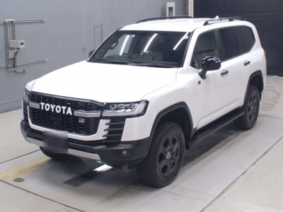 TOYOTA LAND CRUISER