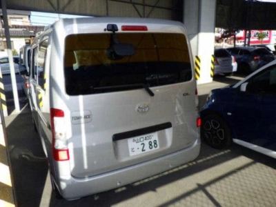 TOYOTA TOWN ACE VAN