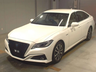 TOYOTA CROWN HYBRID