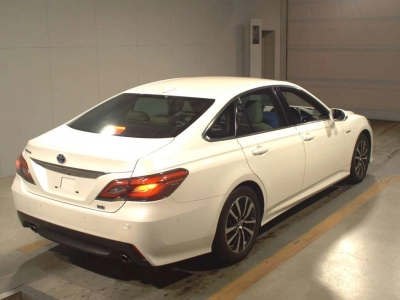 TOYOTA CROWN HYBRID