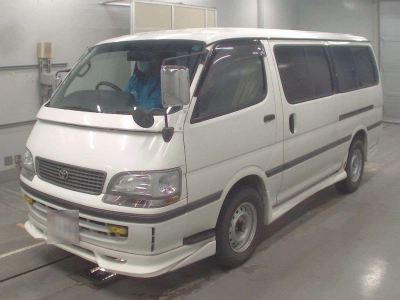 TOYOTA HIACE WAGON