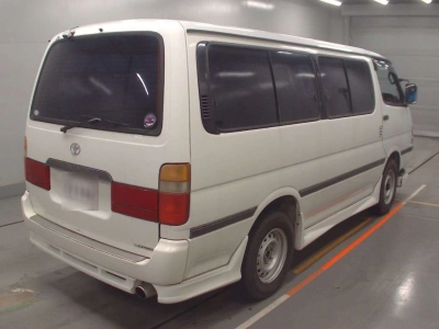 TOYOTA HIACE WAGON