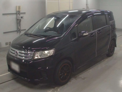 HONDA FREED SPIKE
