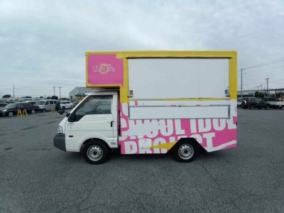 NISSAN VANETTE TRUCK