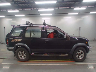 NISSAN TERRANO