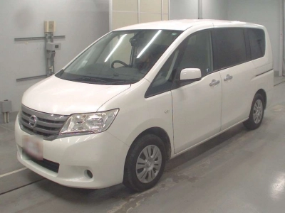 NISSAN SERENA