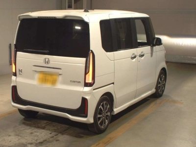 HONDA N BOX CUSTOM