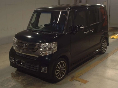 HONDA N BOX CUSTOM