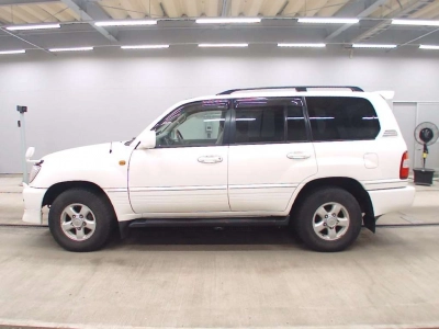 TOYOTA LAND CRUISER 100