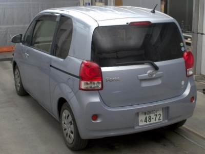 TOYOTA PORTE