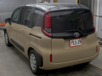 TOYOTA SIENTA