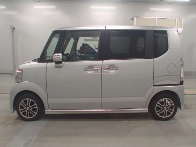 HONDA N BOX+CUSTOM
