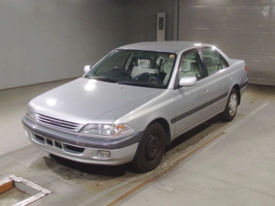 TOYOTA CARINA