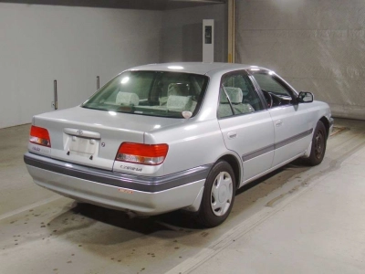 TOYOTA CARINA